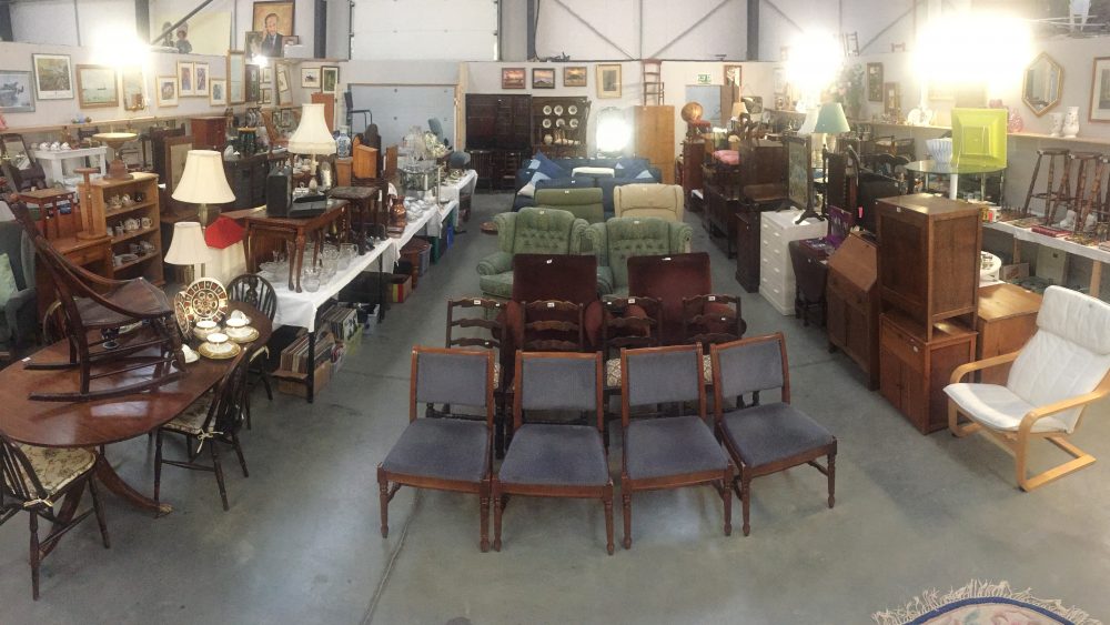 Antiques, Collectors & General auction Friday 11th October Unique Auctions Lincoln Auctioneers