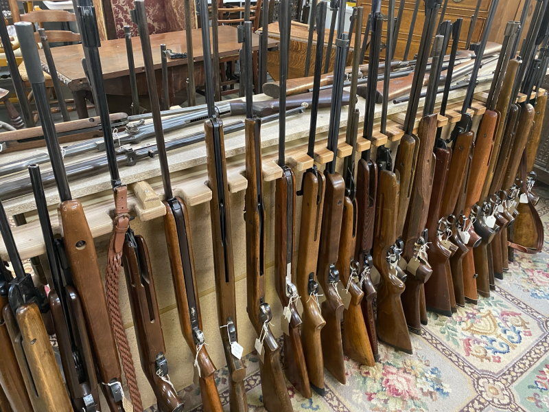 air_rifles_at_auction_2