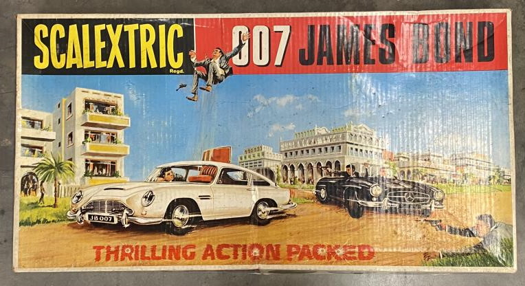 Rare James Bond Scalextric set