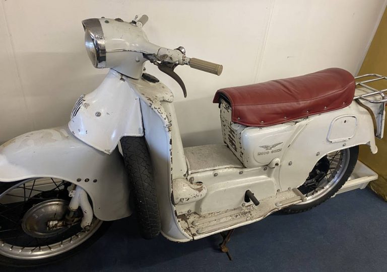 Vintage Moto Guzzi Galletto 1966 Scooter