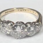 An 18ct 5 stone ring set early round brilliantold cut diamonds